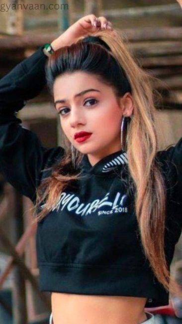 beautiful girl pic for dp 1 - girls dp