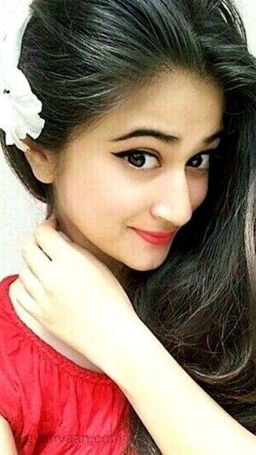 beautiful girl pic in saree for dp 2 - girls dp