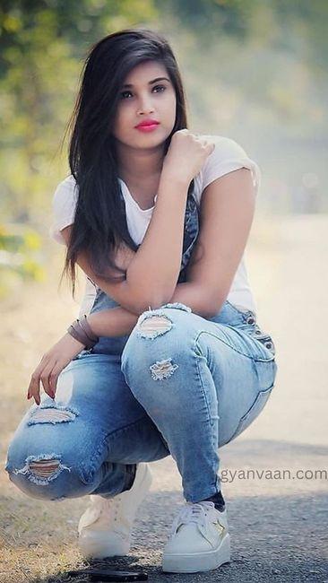 100+ WhatsApp DP For Girls | Attractive Whatsapp DP For Girl 8 single girl images for whatsapp DP 7 - whatsapp DP for girls