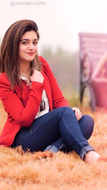 100+ Latest Beautiful Stylish DP For Girls (Best Collection)