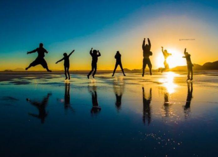 99+ Latest Cute and Cool Friends Group DP For WhatsApp 7 school friends group dp 3 - friends group dp
