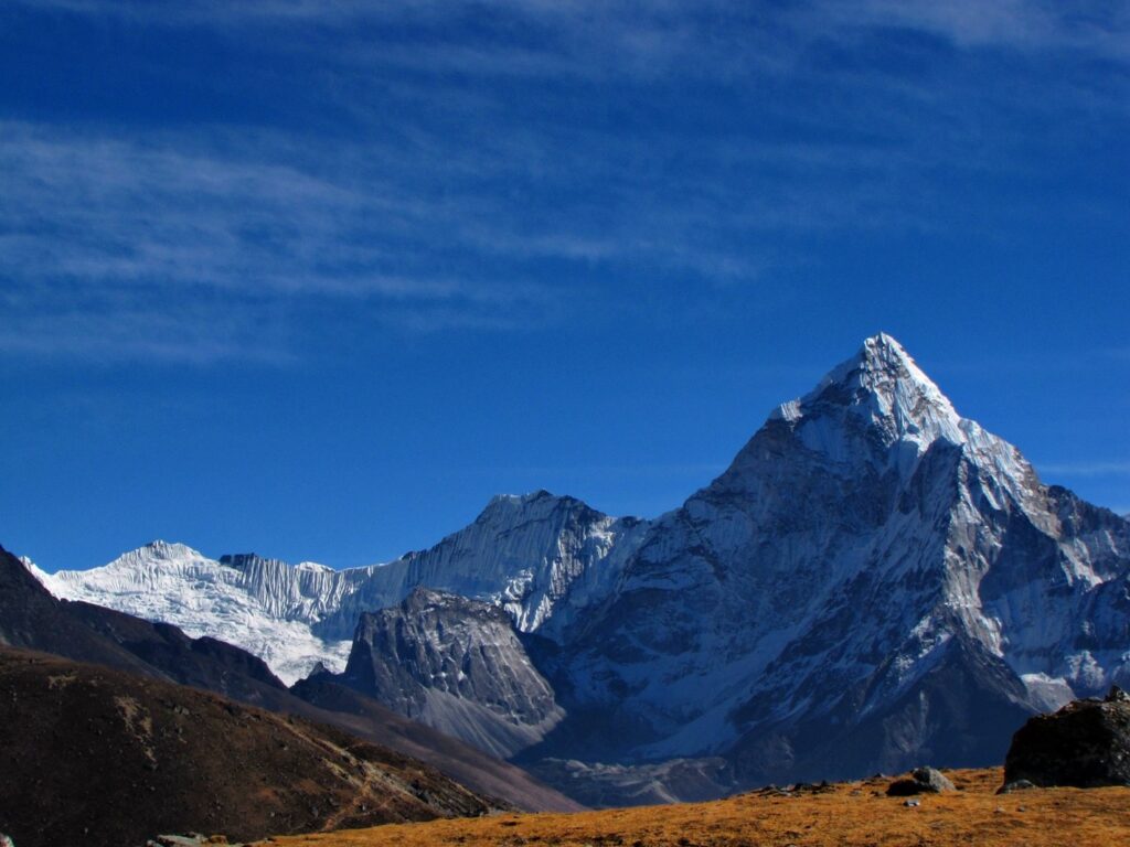 Exploring the Hidden Gems of Nepal's Trekking Trails 3 Ama Dablam base camp trekking trail