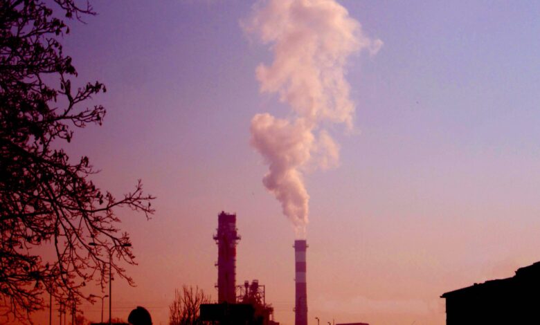 How is Carbon Abatement Cost Affecting Global Climate Change? 1 How is Carbon Abatement Cost Affecting Global Climate Change?